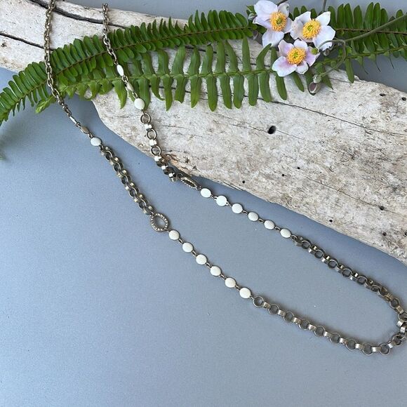 METAL CIRCULAR LOOP CHAIN NECKLACE - Picture 6 of 6